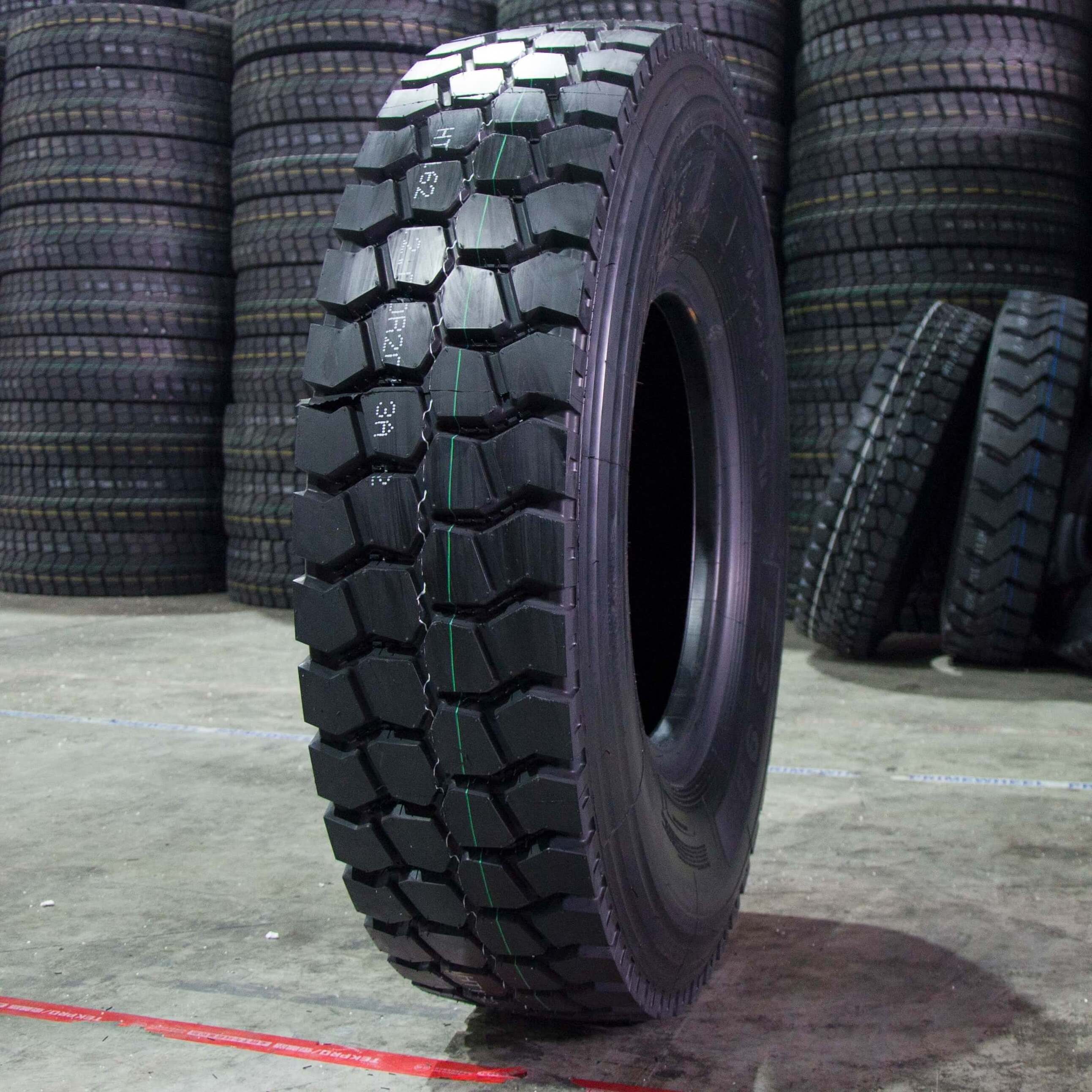 Tyres for vehicles trucks and bus 9.5r17.5 13r.22.5 11r 22.5 11 00 20