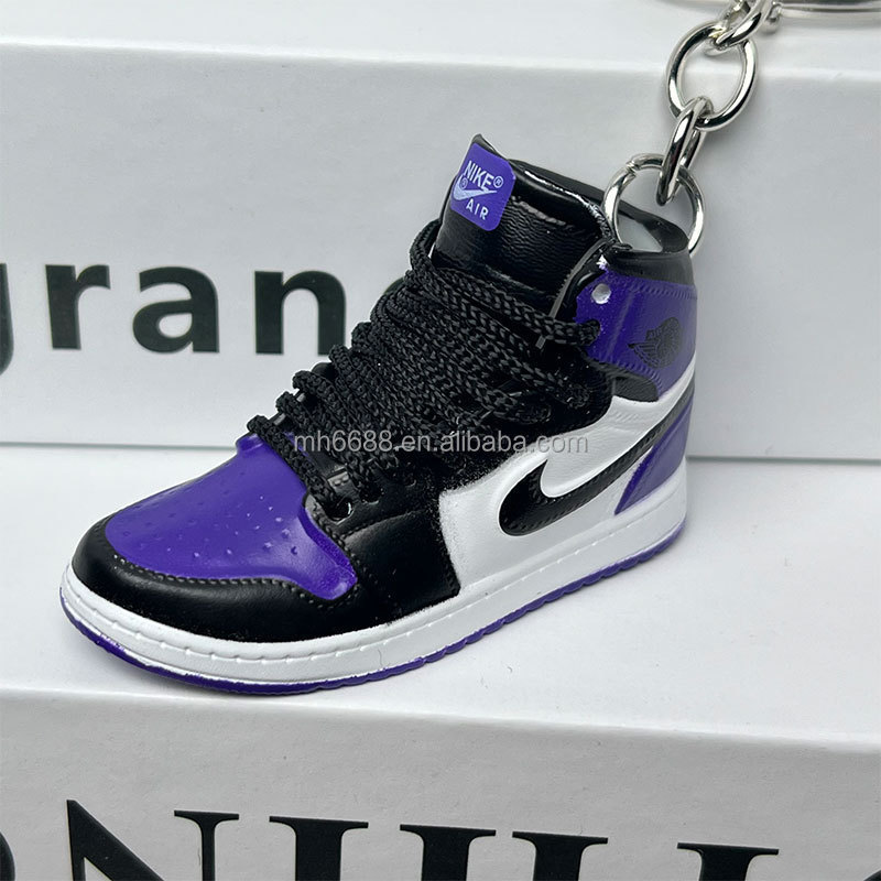 Promotional Keychain 3d Mini Shoe Model Running Gym Tennis Shoes Sneaker Charm Keychain Wholesale