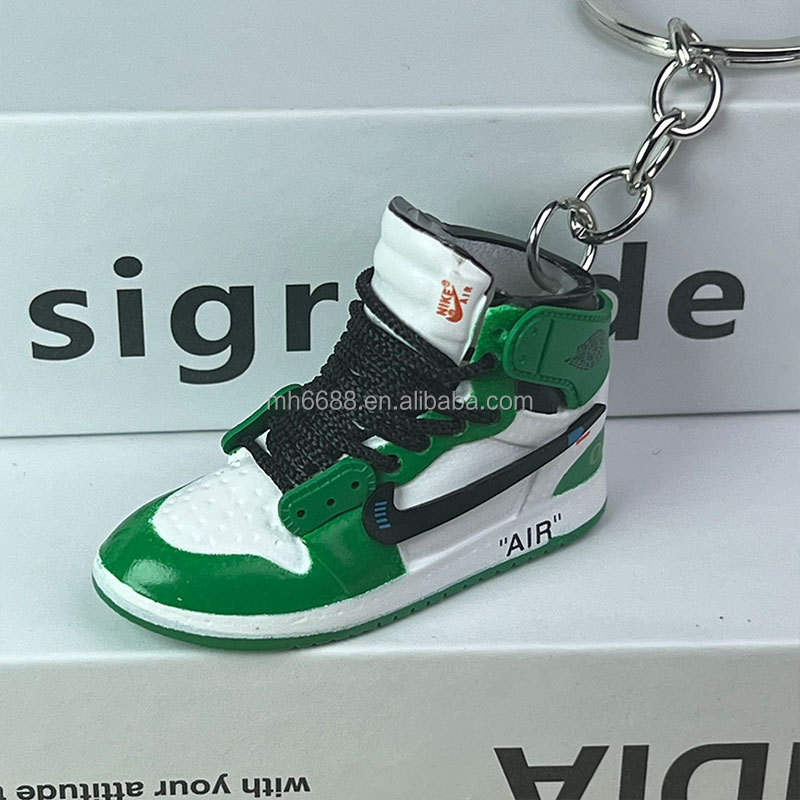 Promotional Keychain 3d Mini Shoe Model Running Gym Tennis Shoes Sneaker Charm Keychain Wholesale