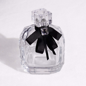 Luxury Ladies Perfume Bottle Fragrance Flower Shape 50ml 100ml Glass Perfume Bottles