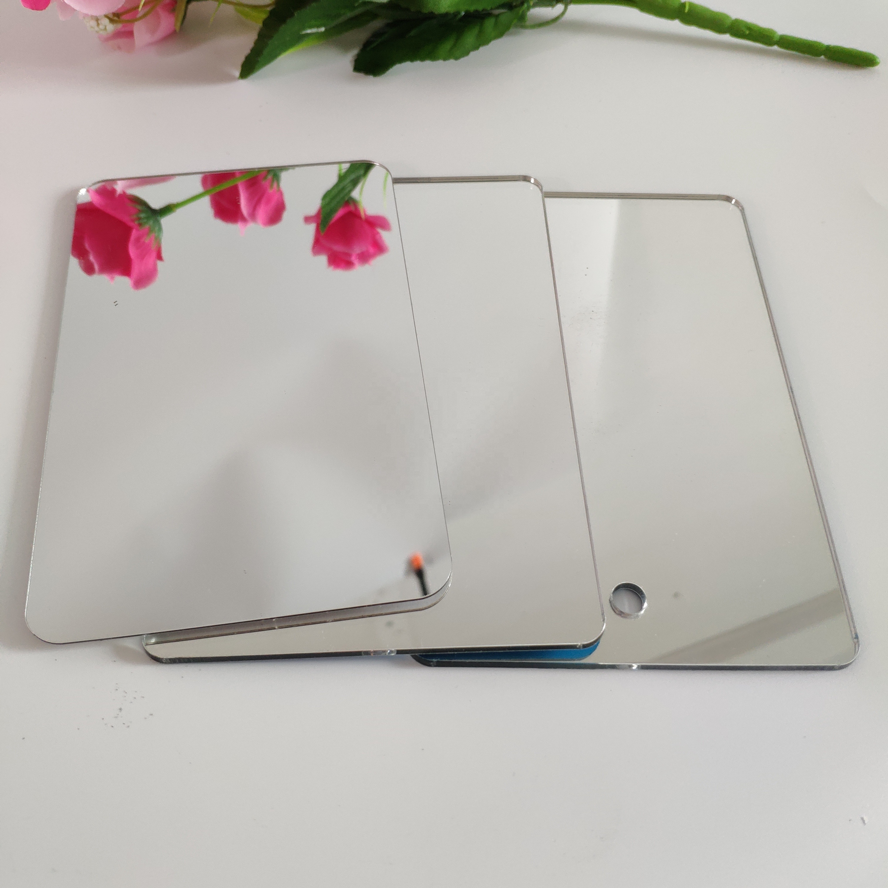 Custom cutting anti-scratch double sided acrylic mirror hardened acrylic mirror with self adhesive backed