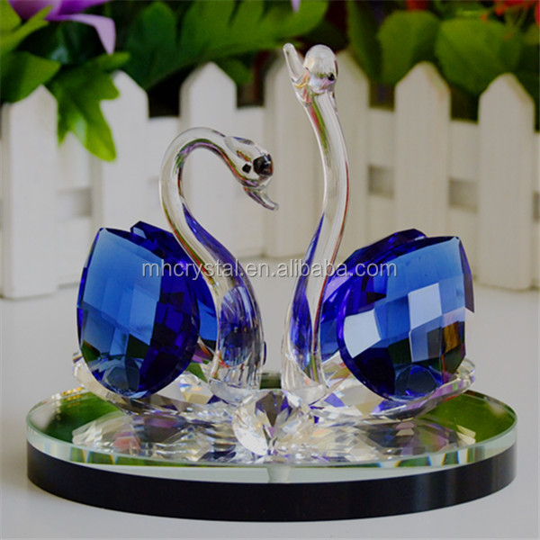 CRYSTAL Kissing Glass swan MH-D0428