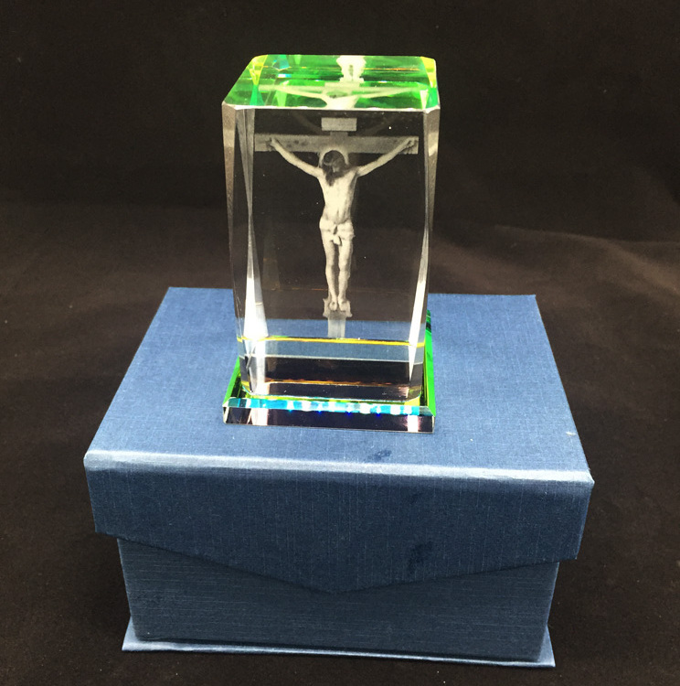 3D art religious Jesus crucifix Cross crystal glass laser cube MH-F0438