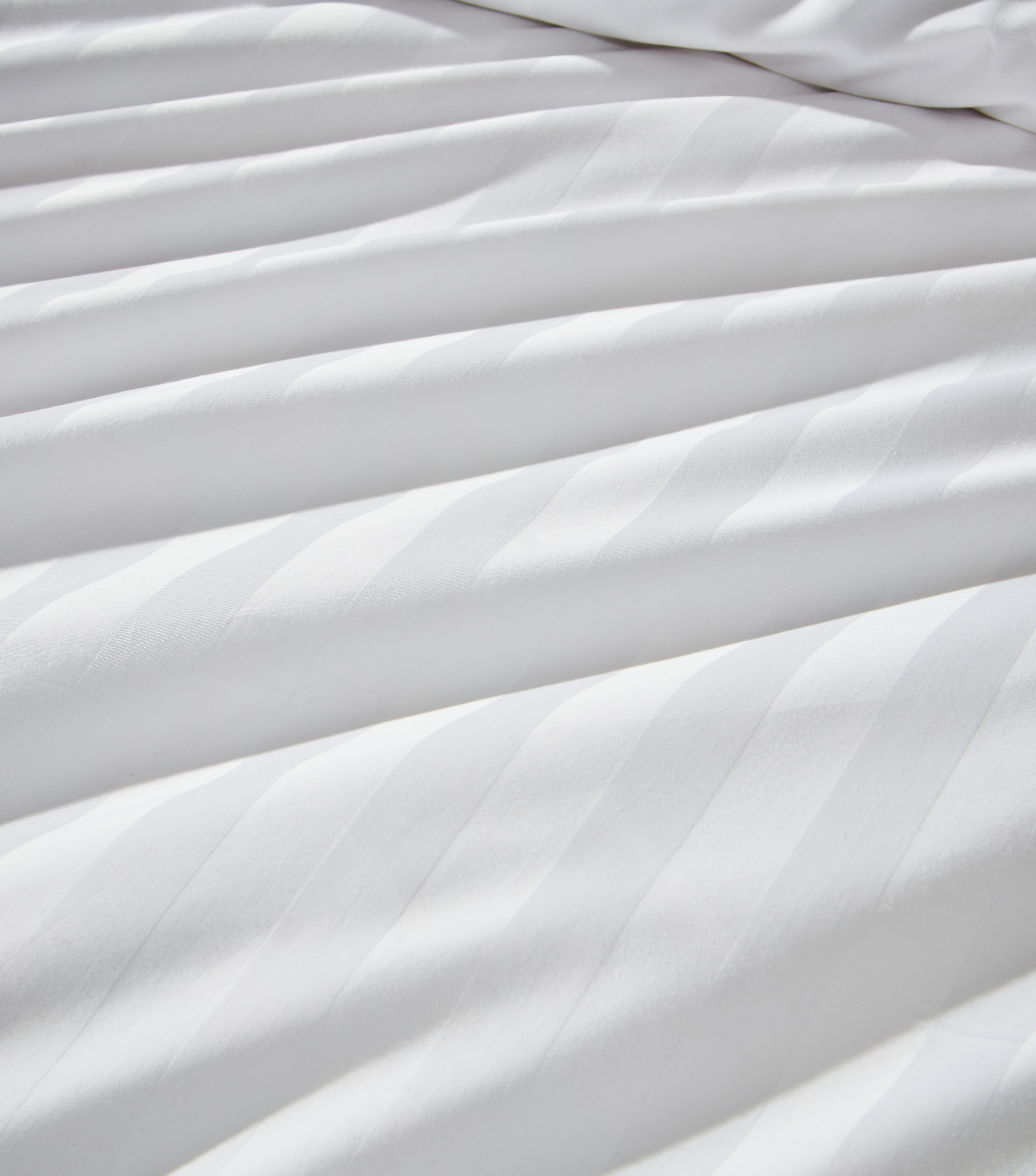 Hotel 250T Premium Sateen Weave 2cm stripe 100% Cotton Fabric For Hotel Bedding