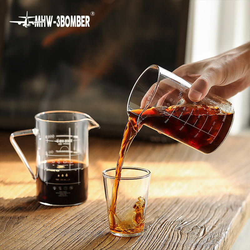 MHW-3BOMBER 360ml 500ml Coffee Glass Measuring Cup Espresso Sharing Pot Insulated handle V-Shaped Spout Home Kitchen Accessories