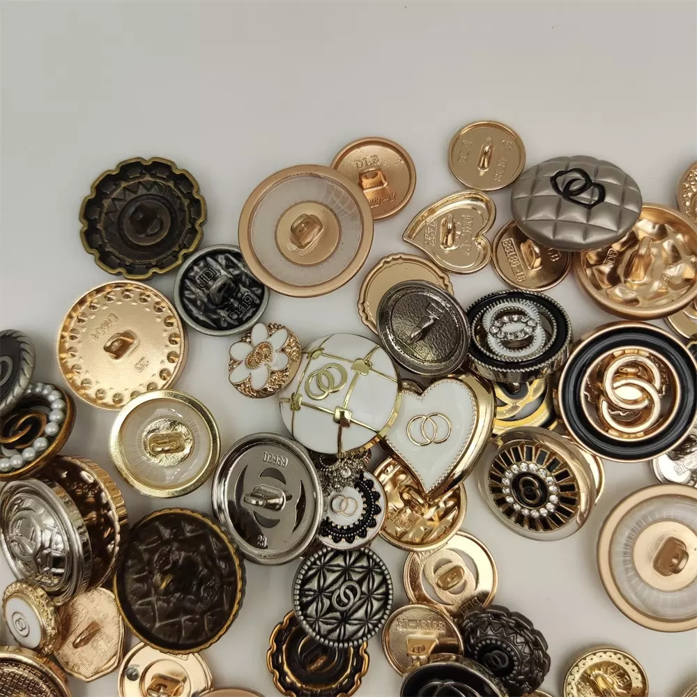 Crafts Round Various Shapes Sewing Supplies Fabric DIY Metal Covered logo Buttons For Clothes