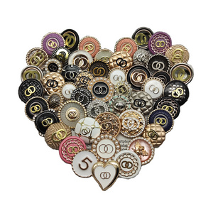 Crafts Round Various Shapes Sewing Supplies Fabric DIY Metal Covered logo Buttons For Clothes