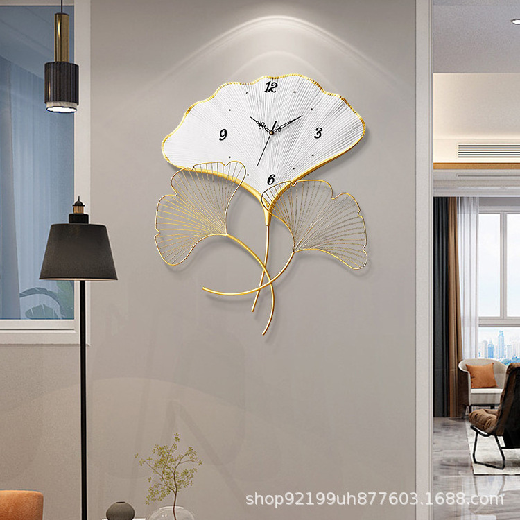 Light luxury ginkgo leaf modern clock wall decoration metal wall clock for living room office shop