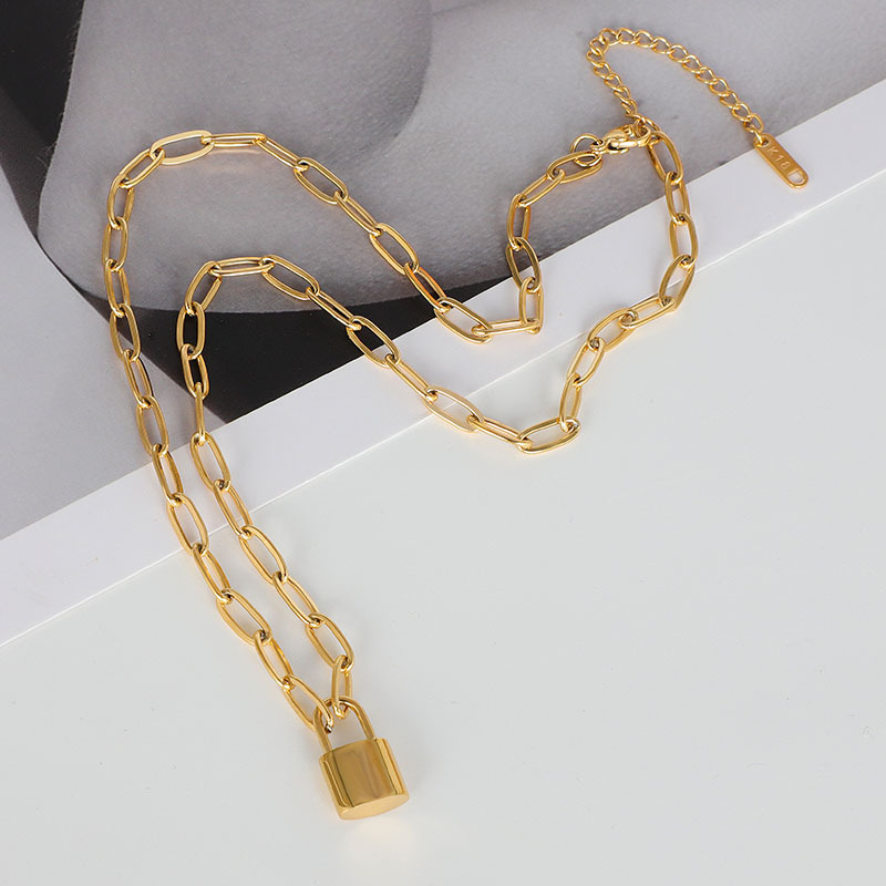 Hot Selling 18K Gold Plated Stainless Steel Padlock Lock Pendant Necklace with Rectangle Chain