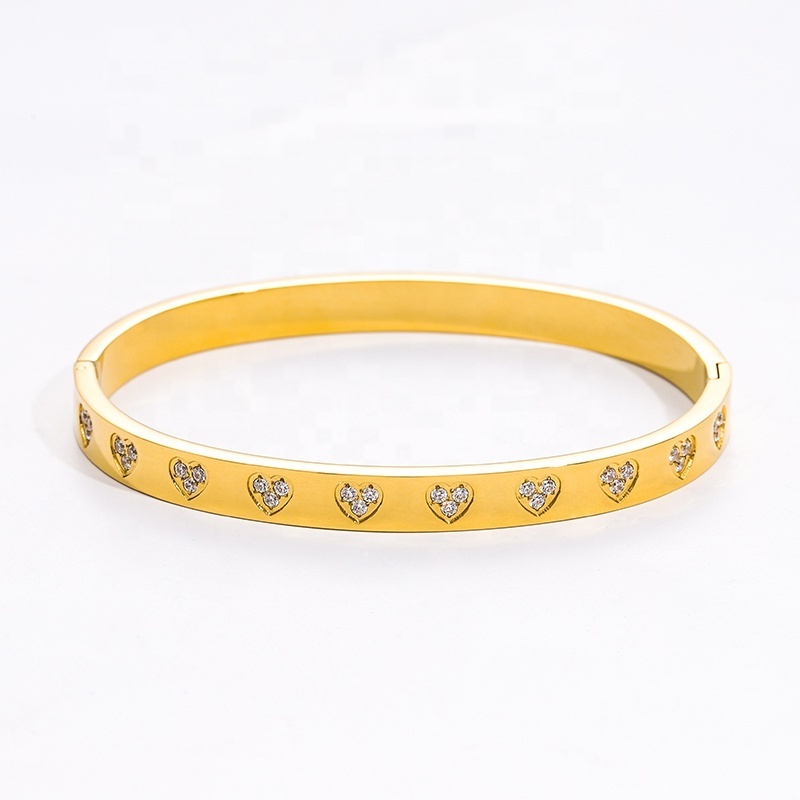 Hypoallergenic Waterproof 18K Gold Plated Heart Surround Cubic Zircon Couple Love Promise Bracelet stainless steel jewelry sets