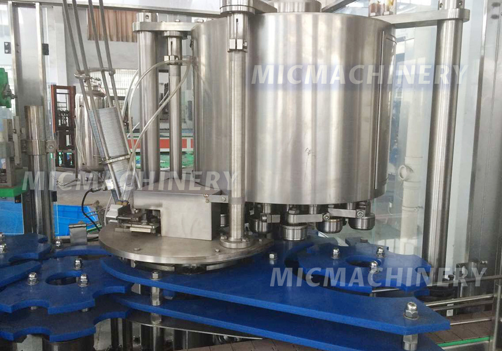 Automatic isobaric beer line energy soft drink canning carbonated beverage aluminum can filling machine