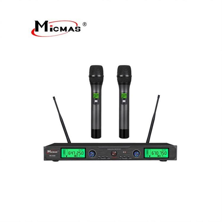 Multifunctional Uhf Professional Wireless Microphone System For Wholesales Professional 4 Channel Uhf Wireless Microphone