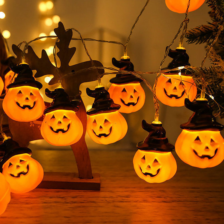 2022 Outdoor Hanging Led Halloween Decoration Smiling Face Pumpkin Wizard Hat Skull Head Night String Lamp Holiday Lighting