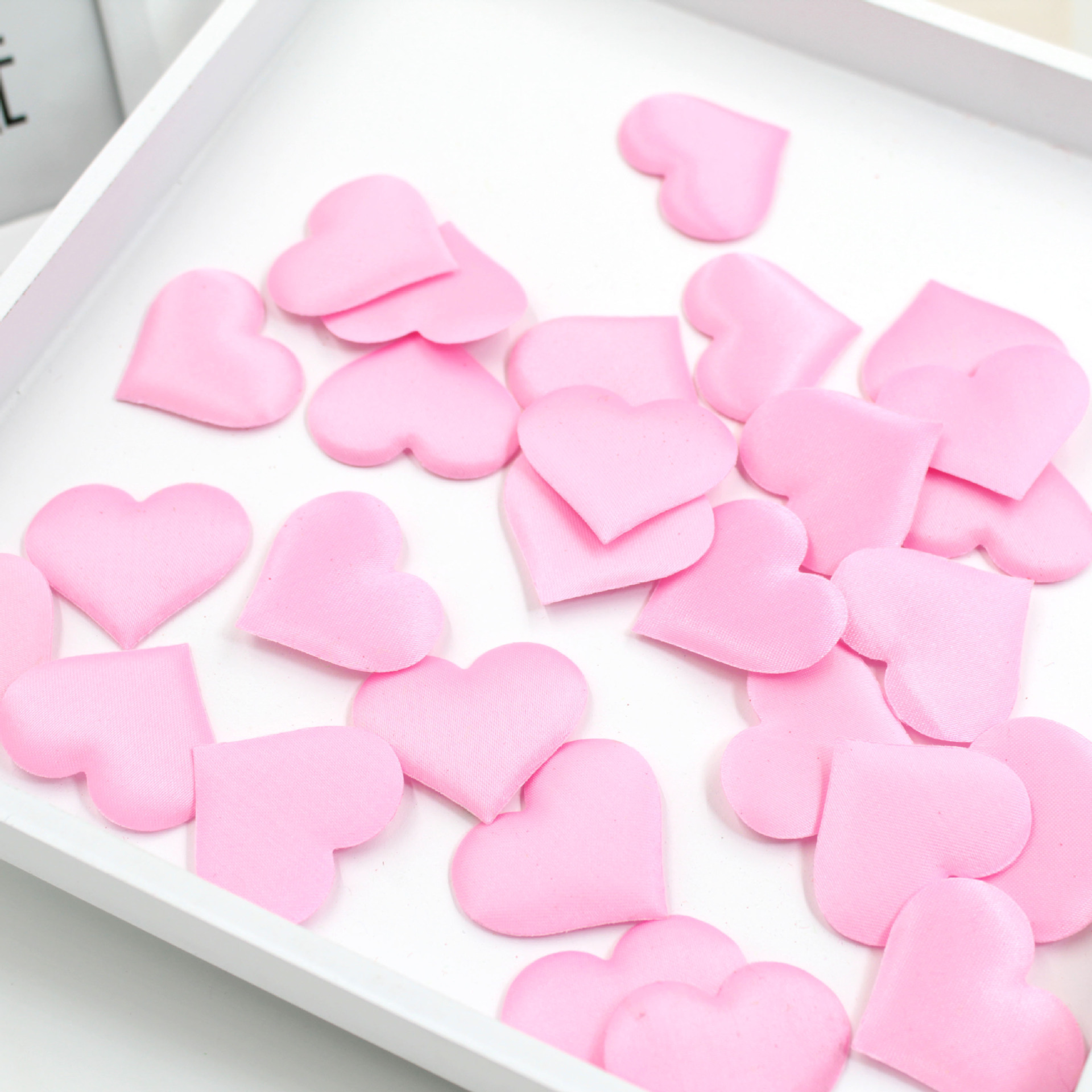 2/3.5cm Foam Biodegradable Confetti Wholesale Heart Shape White Confetti Wedding Confetti Table Scatter Decoration Party Poppers