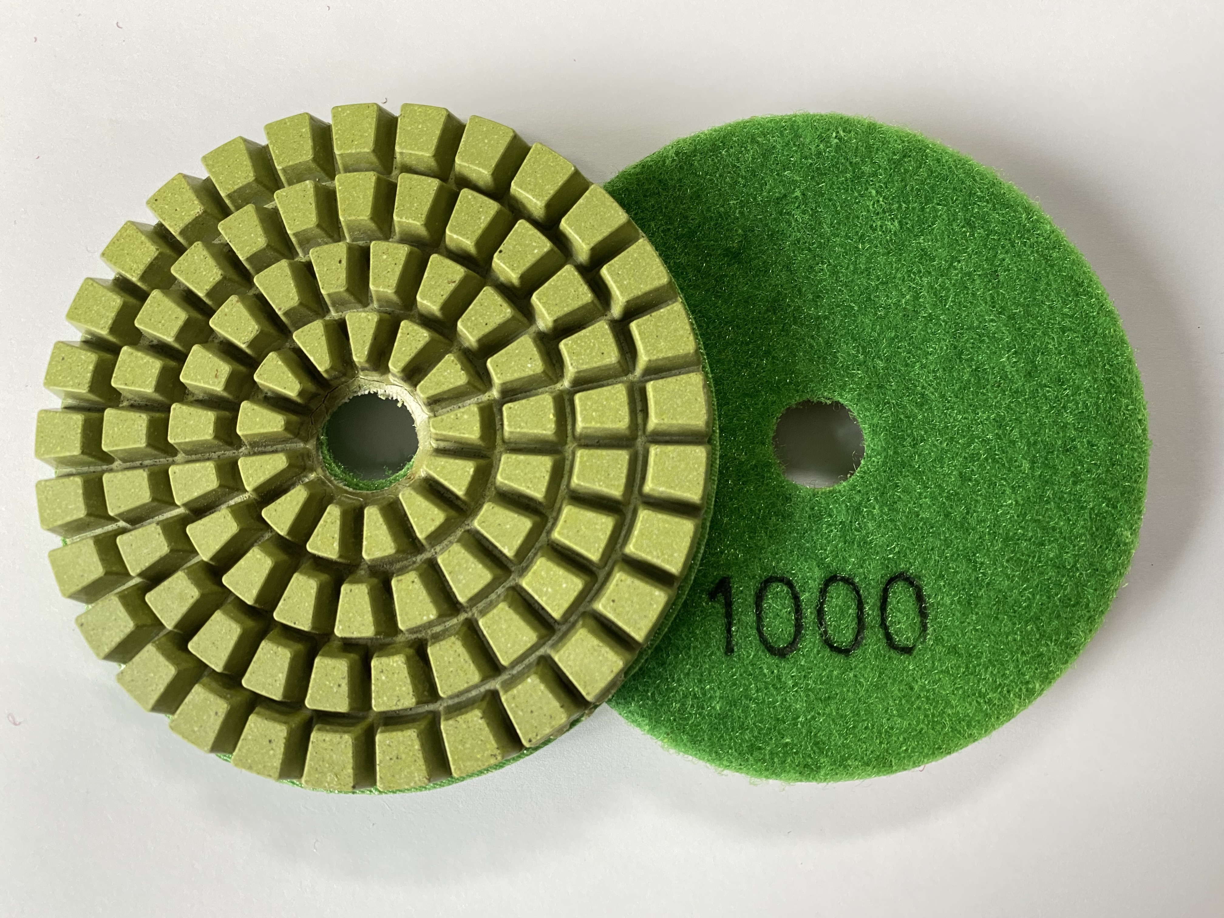 4 Inch Wet Polishing Resin Pad For Low Hardness Concrete Floor