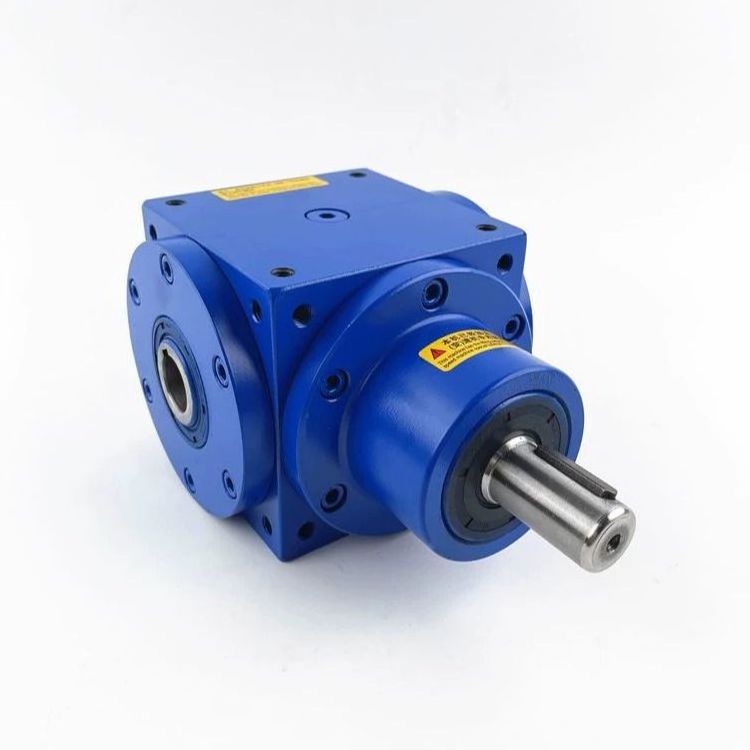 Right Angle Spiral Bevel Gearbox Forward and Reverse High Efficiency Speed Reducer Increaser Ratio 1:1 1:2 Customized Splines