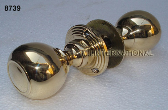 Indian Manufactured Modern Door Knob for Home and Office Building Door Purposes from Indian Manufacturer