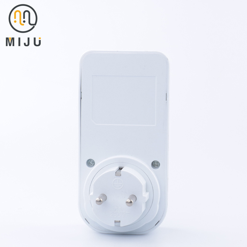 EU Hot Sale High Quality Weekly Programmable Battery Electronic Timer Plug Socket