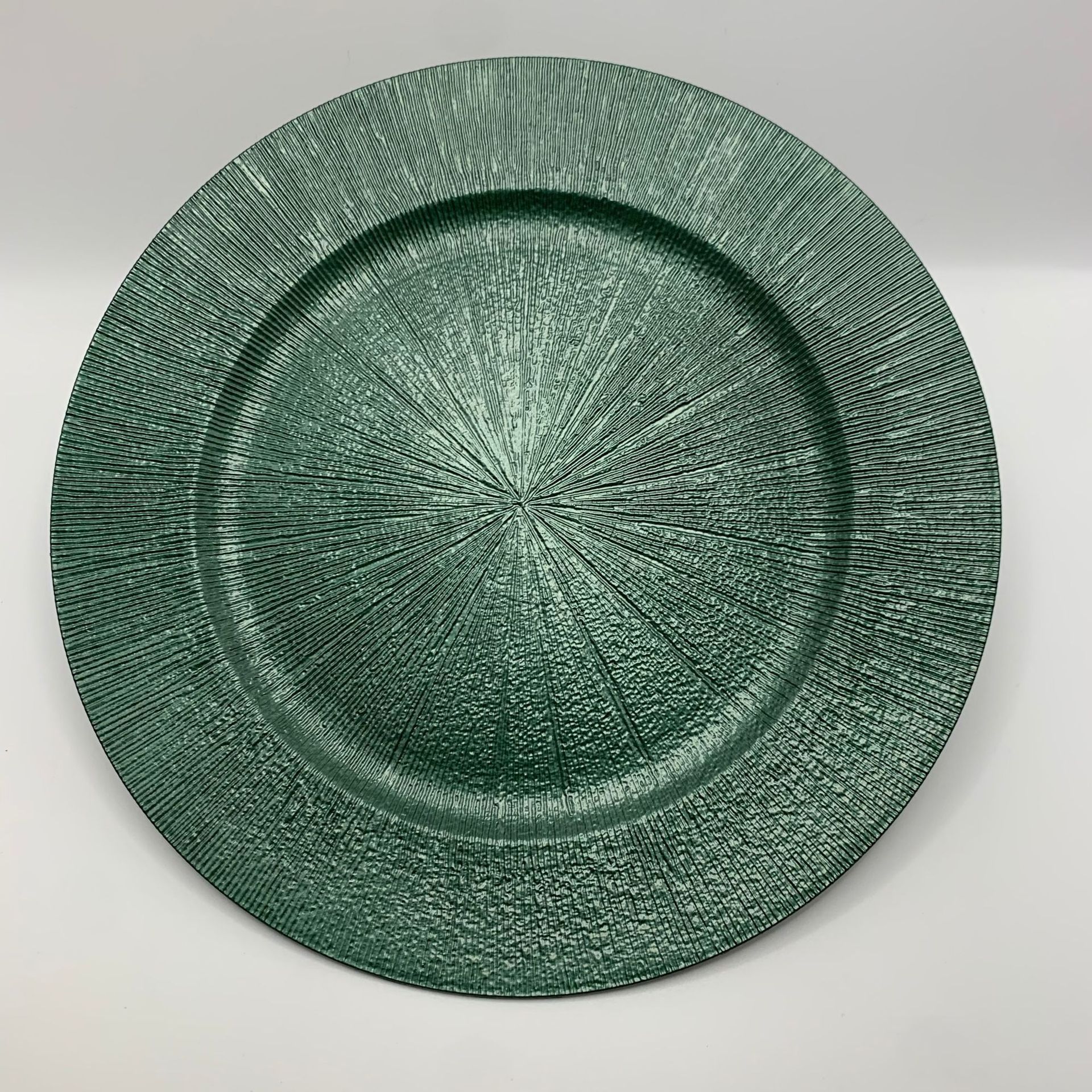 2024 Fashion Irregular Round Compote Banquet Plate 13 inches Green plastic charger plate santa green color Plate