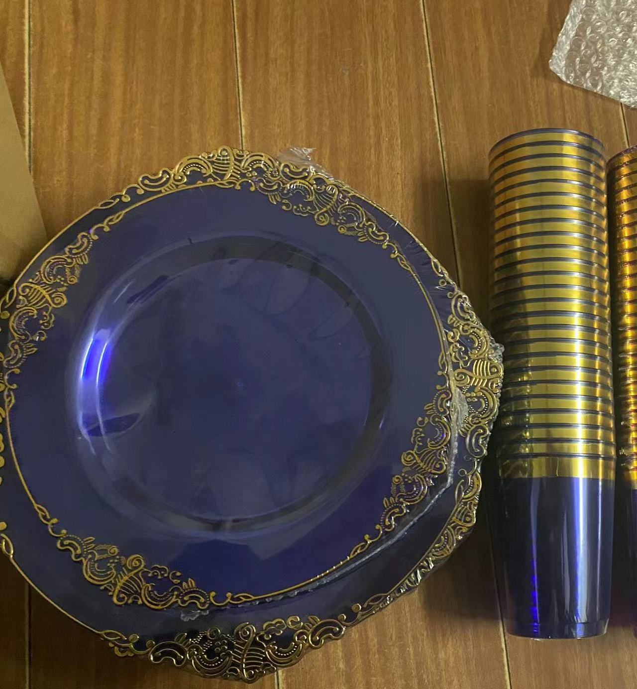 175pcs Disposable food grade plastic acrylic transparent purple wedding charger plates with gold rim