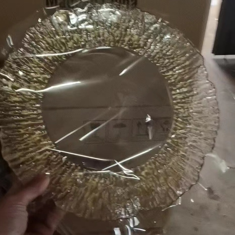 2024 Fashion Irregular Compote Banquet Plate 13 inches Gold Similar to glass style plastic charger plate