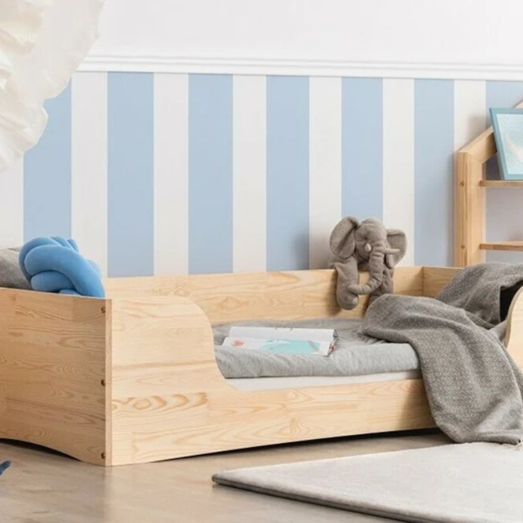 Solid Wood Designer Extendable Europe Baby Safety Cot Bed Children's Wooden Floor Bed Toddler Bed