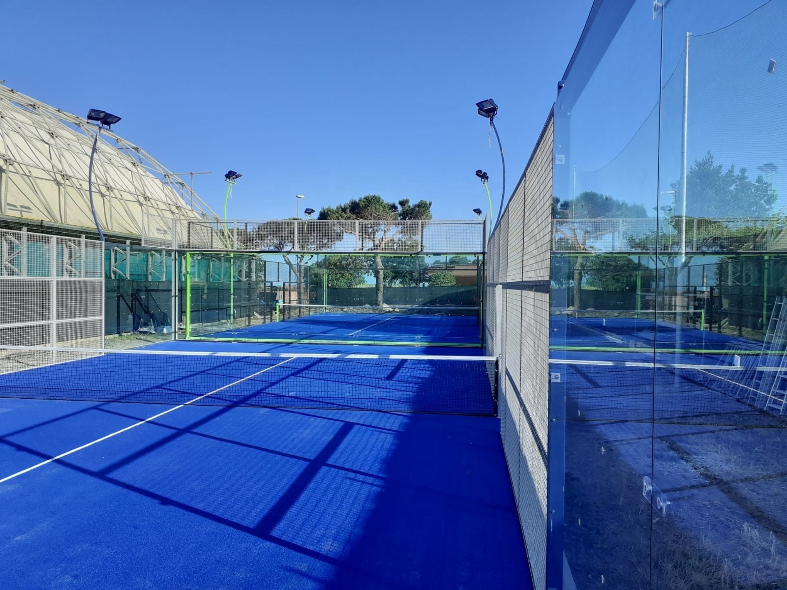 Hot Sale Indoor And Outdoor Panoramic Padel Tennis Court In Chile