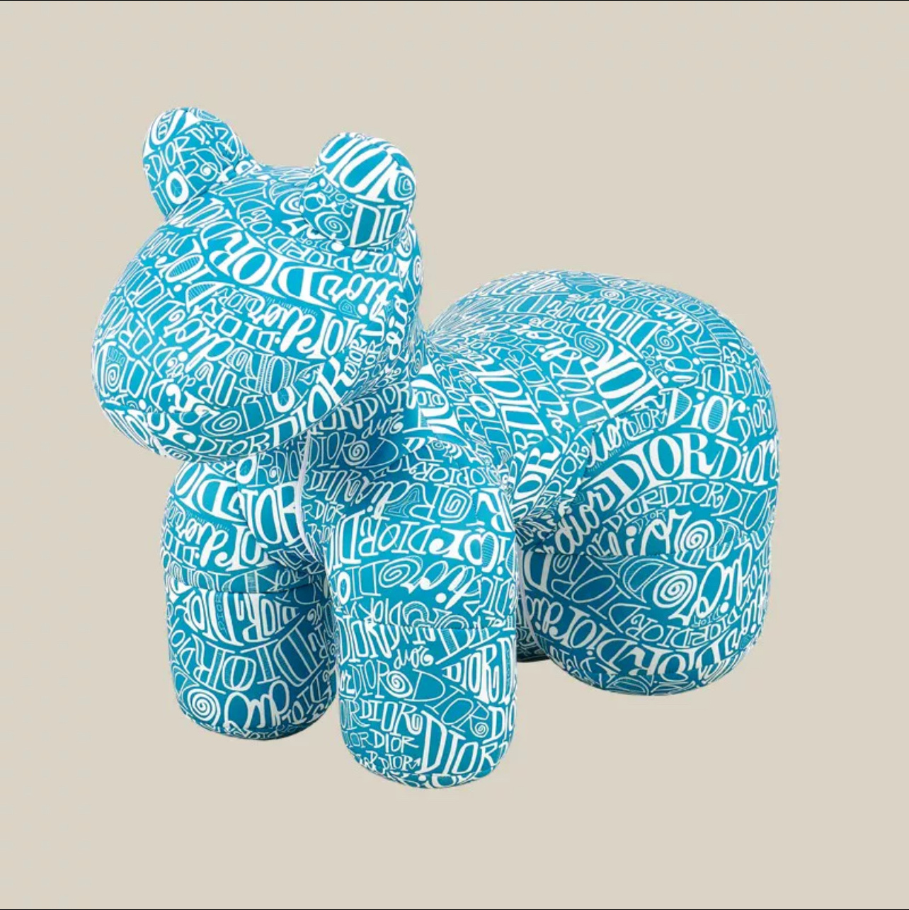 Italian Creative Design Customized Seat Pony Chair Animal-Inspired Stool Puppy Seat Pony Chair for Living Room