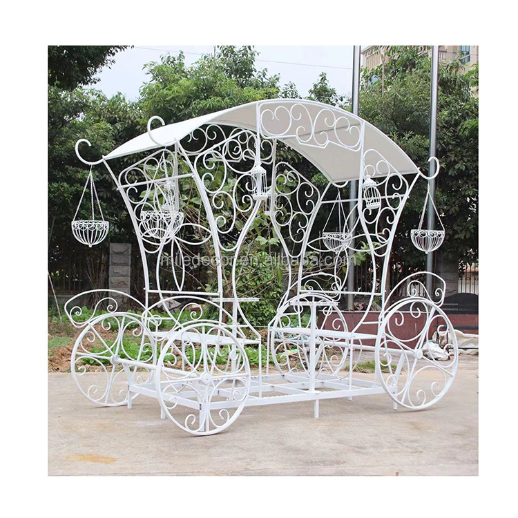 Hot sale Royal carriage wedding centerpiece flowers Decorations Cinderella Pumpkin carriage