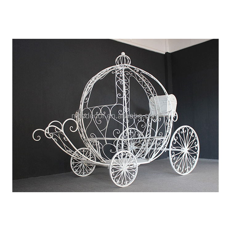 Wholesale White Metal Cinderella Pumpkin Horse Carriage Outdoor Wedding Party Candy Cart For Sale