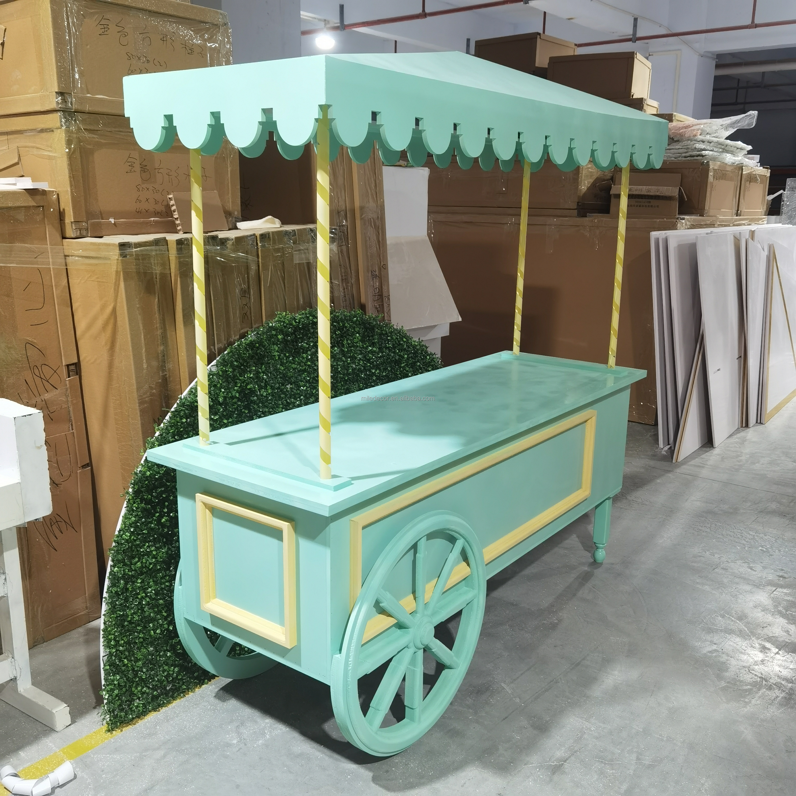 White Acrylic Candy Cart with Wheels For Party Decor Cotton Candy Carts Flower Cart Display