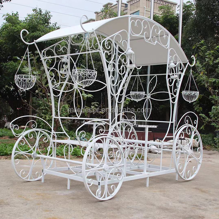 Hot sale Royal carriage wedding centerpiece flowers Decorations Cinderella Pumpkin carriage