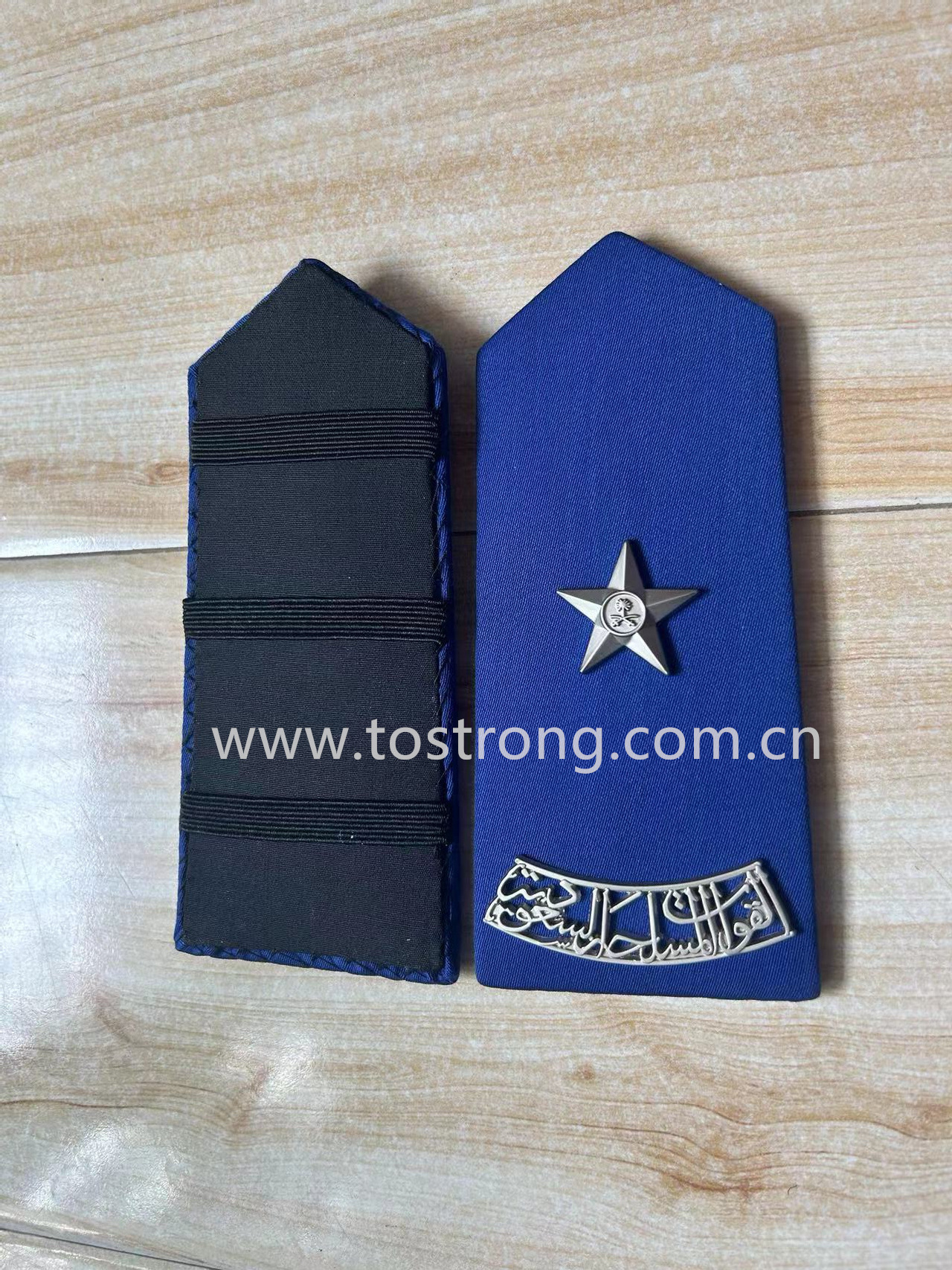 Custom Saudi Arabia Tactical Shoulder Boards Uniform Epaulette Officer Badge Epaulettes Ranks for Uniform