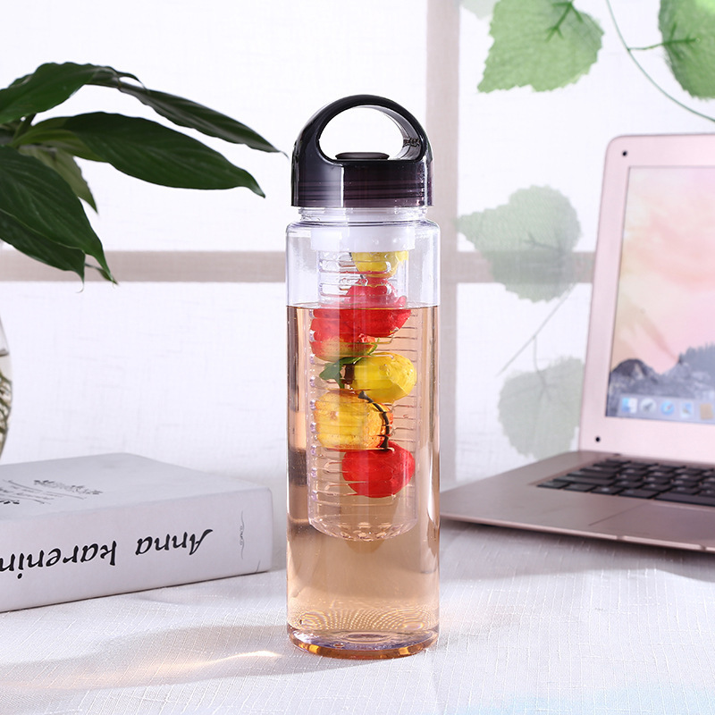 New Arrival 700ml Fruit Infuser Water Bottle BPA Free Portable Lemon and Fruit Cup Sports Travel Tumbler