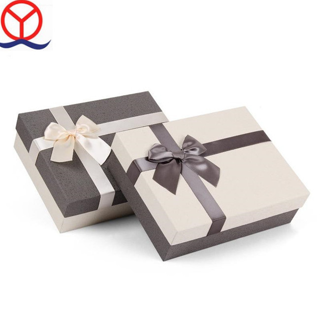 Cardboard  Custom Logo Handkerchief Gift Boxes, wholesale black paper box for handkerchief