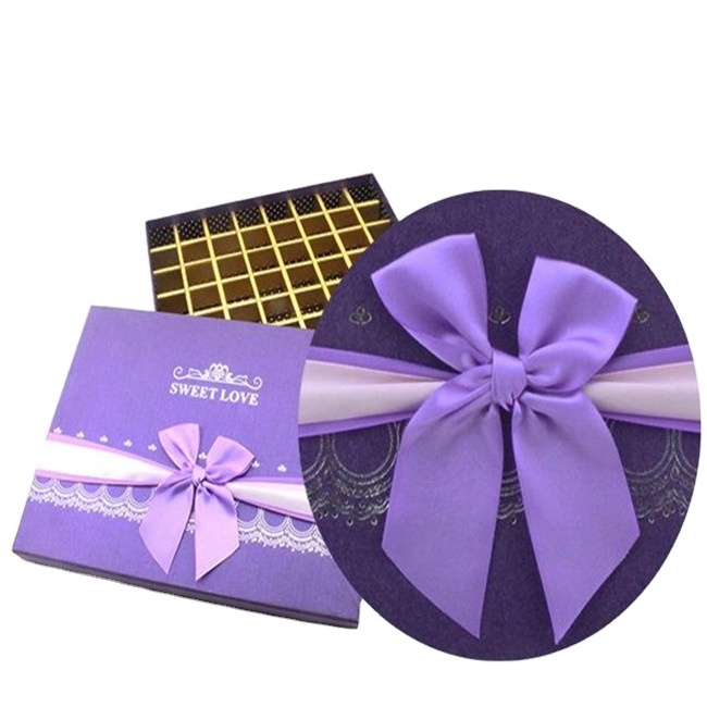 Custom Luxury Fancy Square Chocolate   Cardboard Boxes Sweets Easter Boxes strawberry boxes