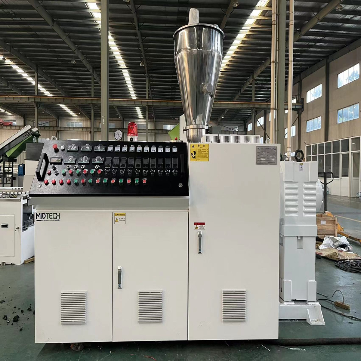 2024 Plastic WPC/PVC/PE Conical Twin Screw extrude Die Face Hot Cutting Granulator Pelletizer Pallet production line