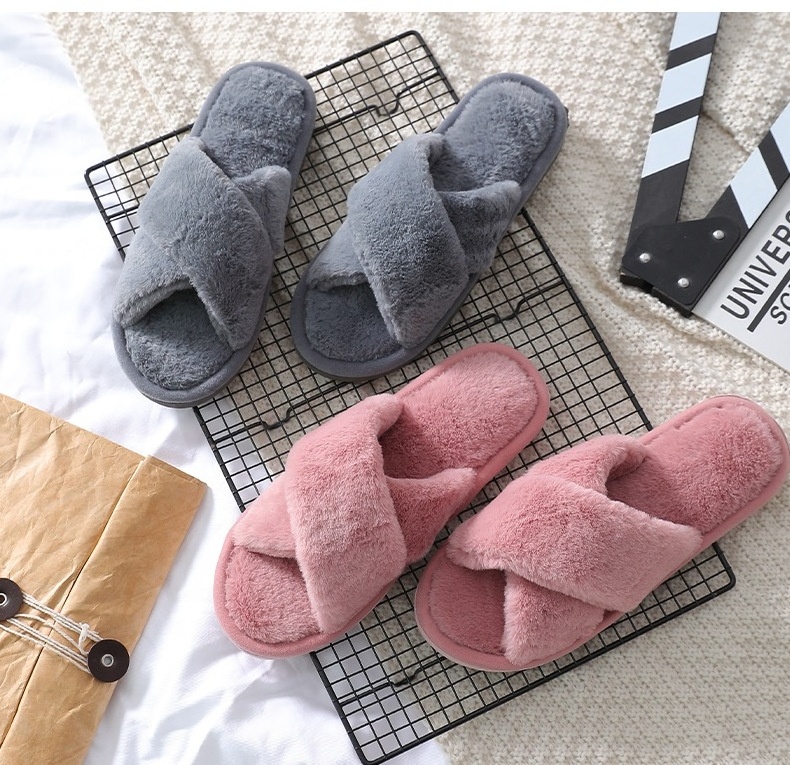 Low Price Popular Cross Plush  New Indoor Warm Cotton Slippers in Autumn and Winter Thickened  Cozy Toes Slippers