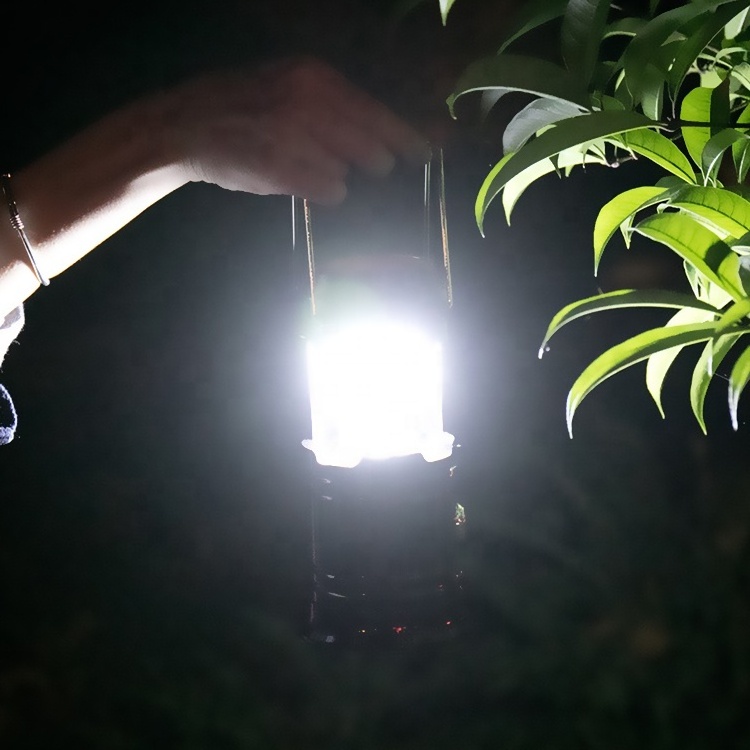 Hot sale camping lamp portable led latern handle solar camping lamp emergency night light