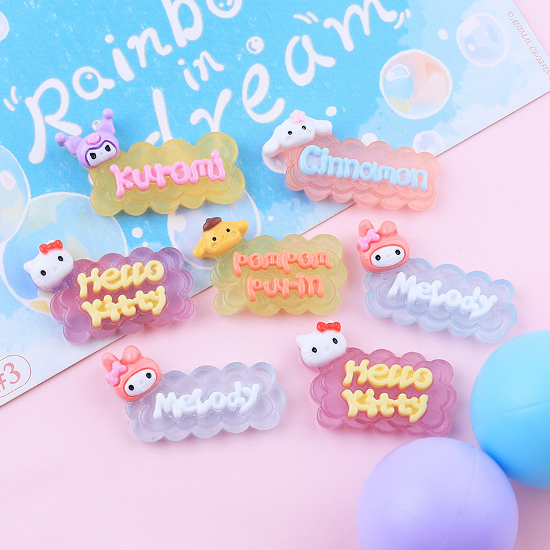 Wholesales Sanrio Resin Charms Glow-in-the-dark Animal Sign Resin Jewelry Resin Sanrio For Decoration