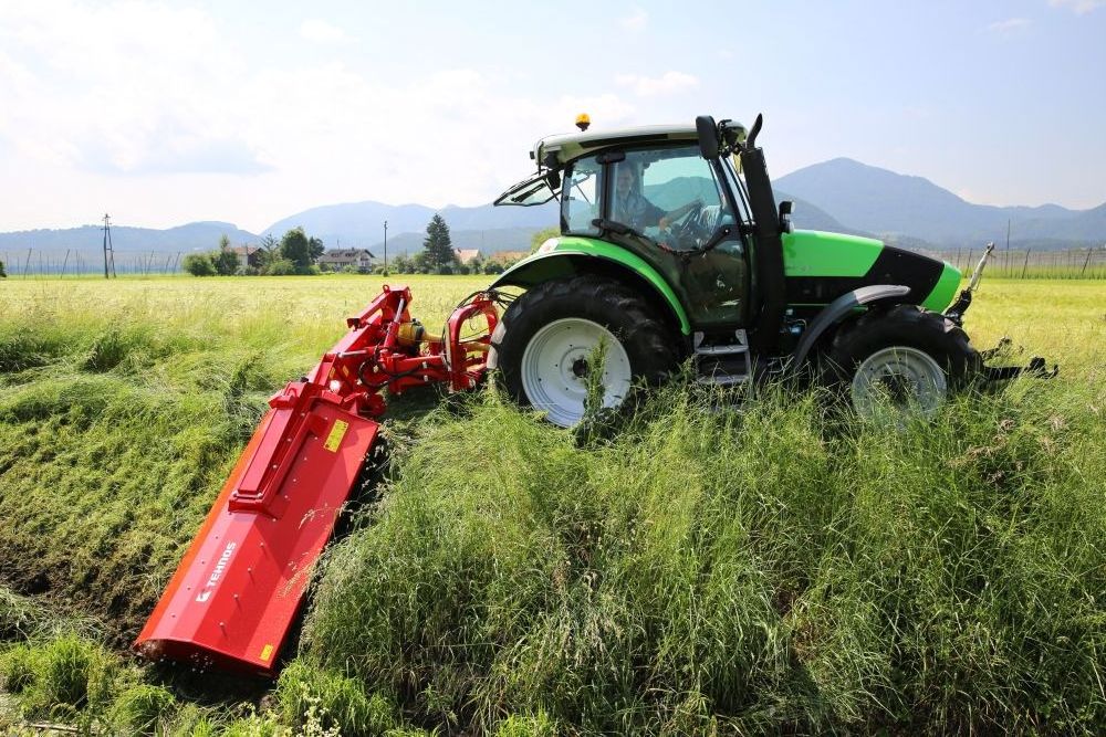 Compact Tractor 3 Point Pto Drive  Front Loader Flail Mower Attachment 4' Flail Mower Flail Mowers With Rotary Arm Disc For Farm