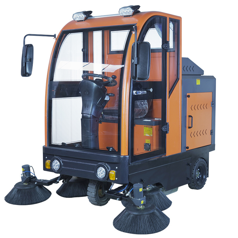 Multi-purpose cleaning machine diesel compact street sweeper diesel road sweeper