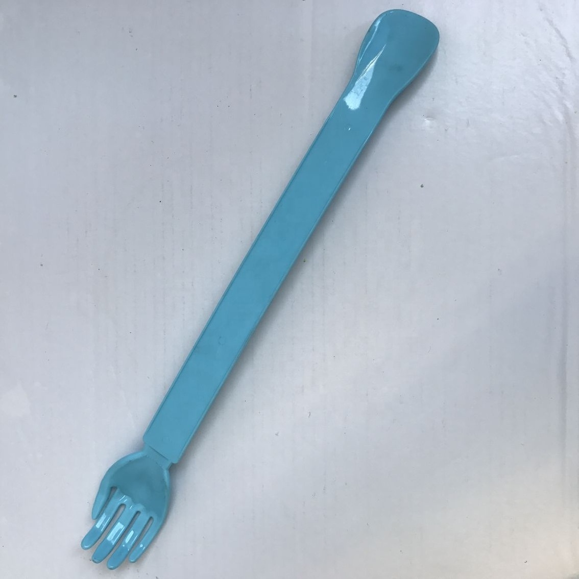 15 inch Plastic Back Scratcher with Shoehorn