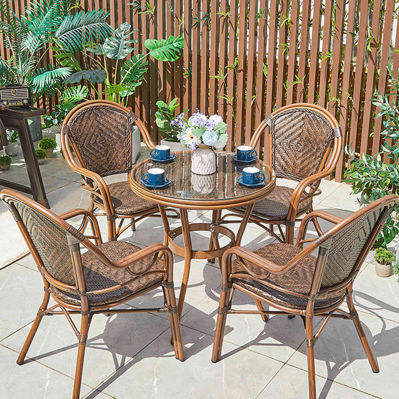 Modern Luxury Restaurant Outdoor Dining chair Garden Furniture Braided Rope Rattan Chair With Black Powder Coated Legs