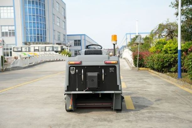 MINGNUO C200 Compact Small Street Sweeper City Cleaning Vehicle Industrial Sidewalk Sweeper Electric Road Sweeper