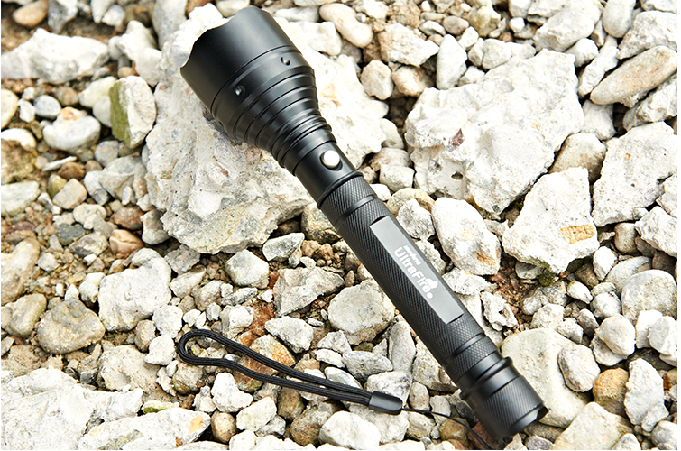 Long Quality Warranty 1000 lumen led flashlight tactical