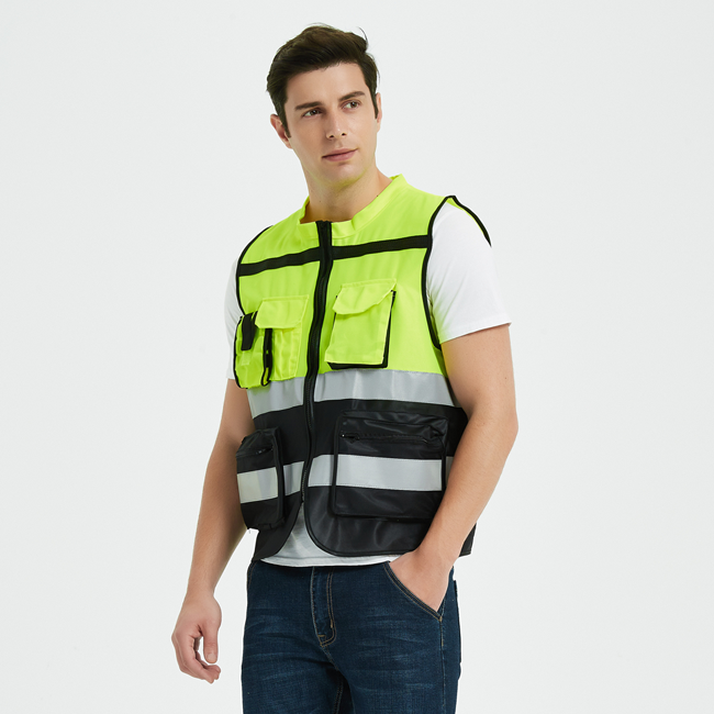 Mingrui Classic multi-pocket style for Men High Visibility Reflective Safety T Shirt factory direct sales security vest