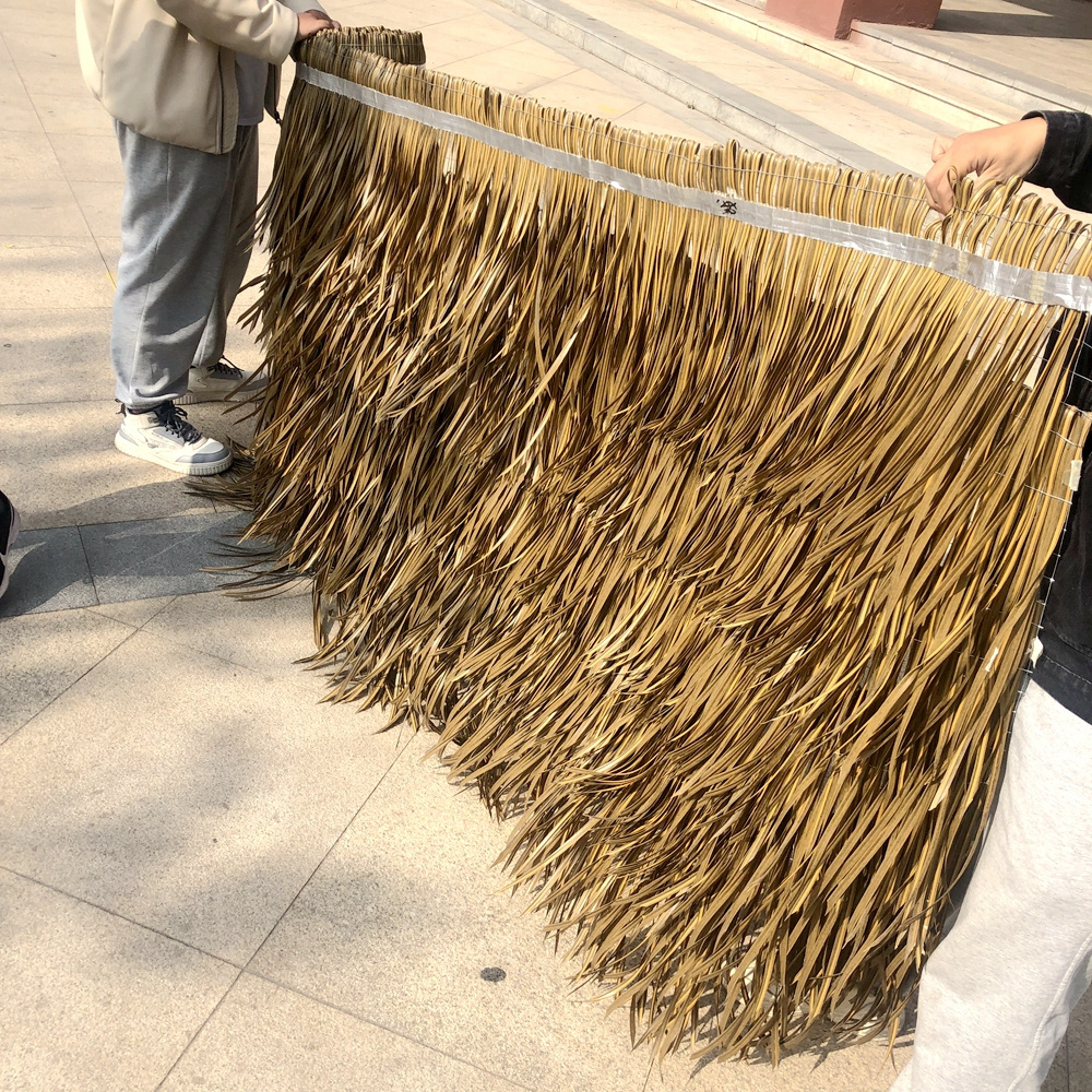 Long Useful Life PE PVC Thatch Roof Synthetic Plastic Artificial Thatch Roof Tiles Barbed wire aluminum foil fixing