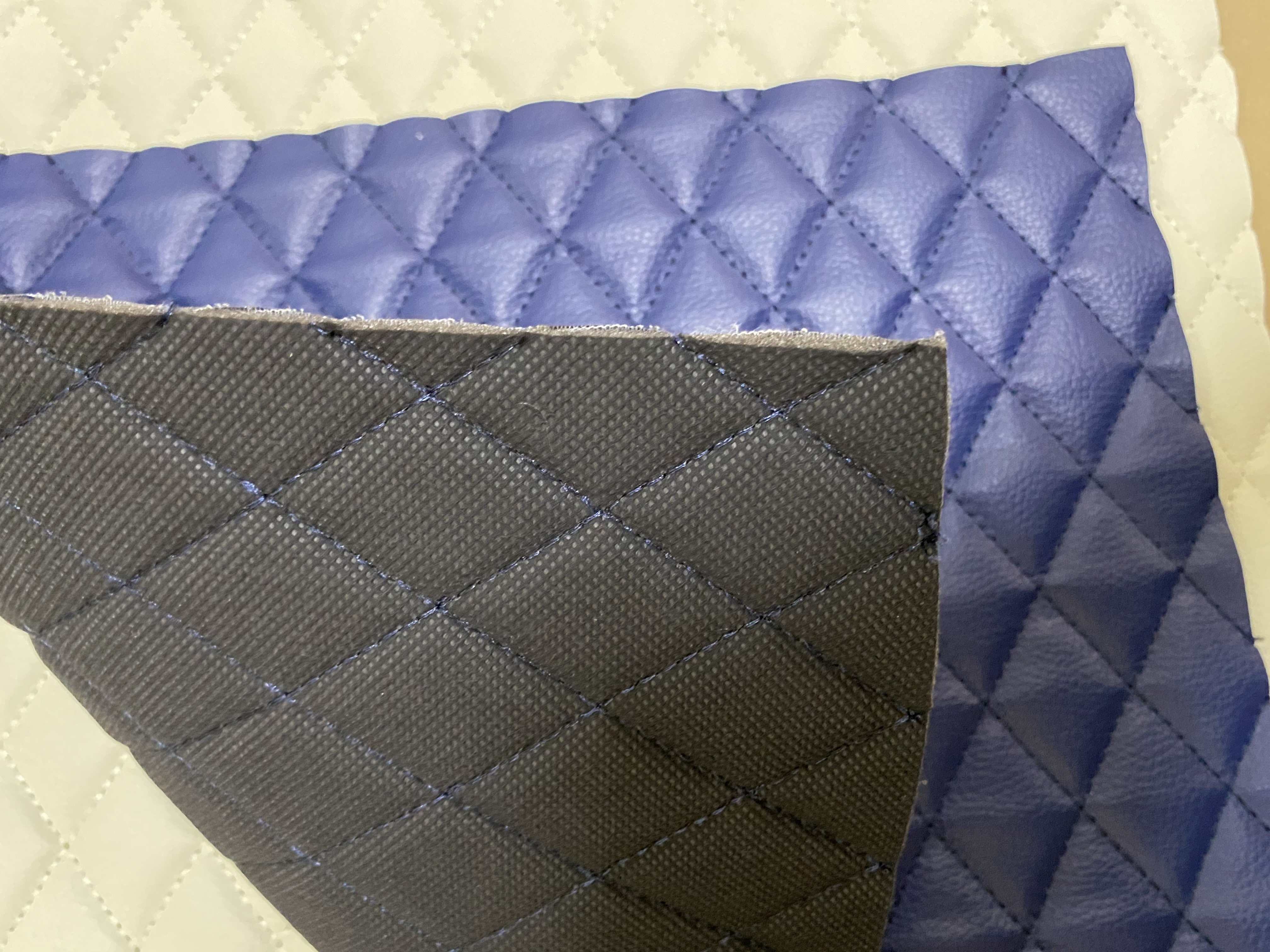 Durable Embossed Car Mat Synthetic Leather Customized AUTO seat PVC artificial leather In Roll