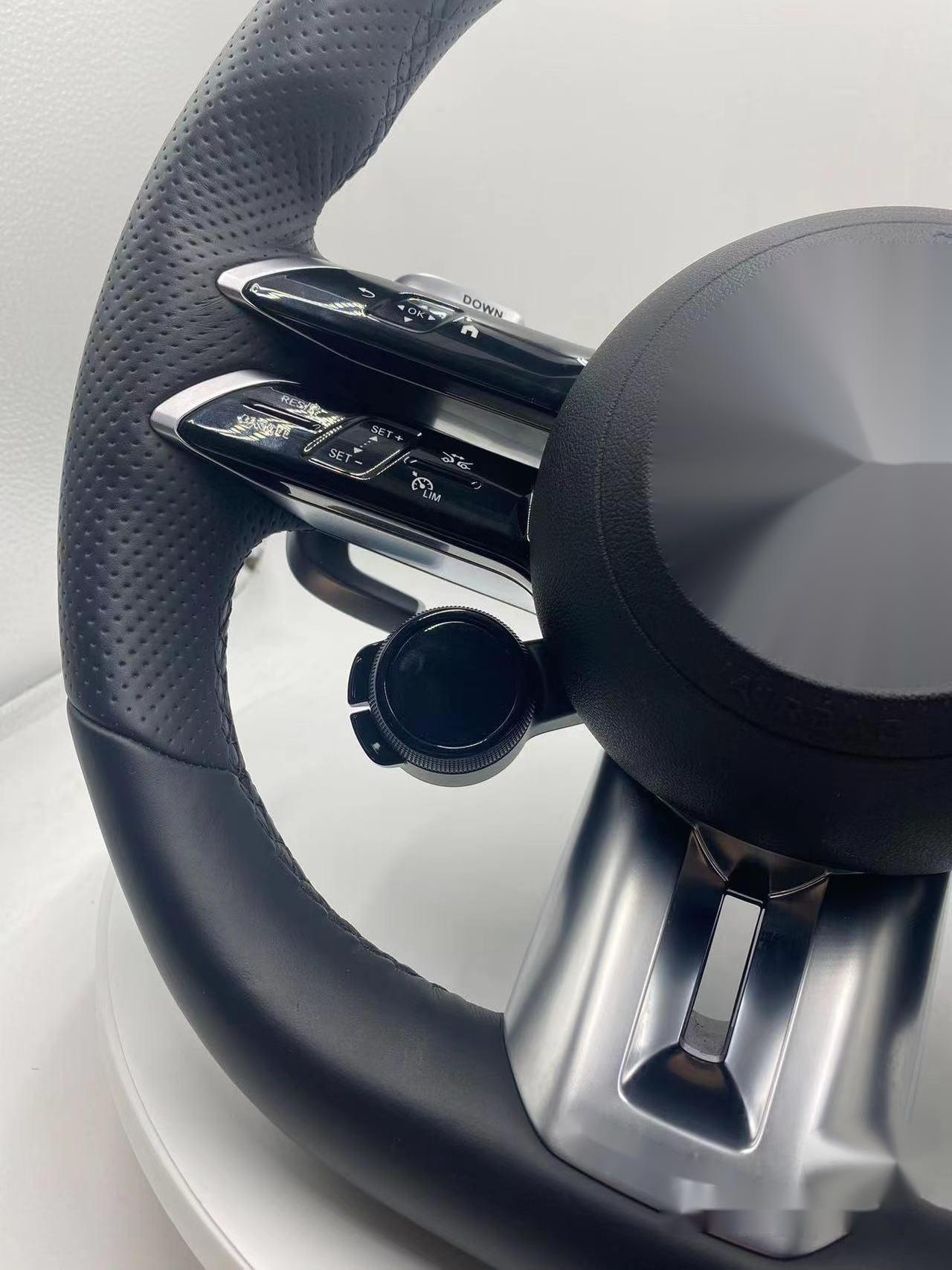 Suitable for Mercedes Dragonfly steering wheel assembly, new original factory, with two knobs, direct installation